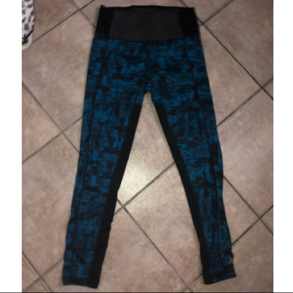 Adidas 7/8 Capris - Picture 1 of 2